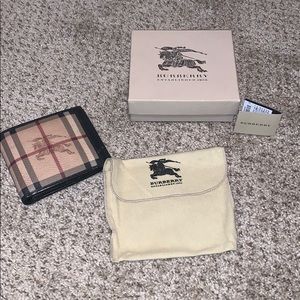 Burberry wallet